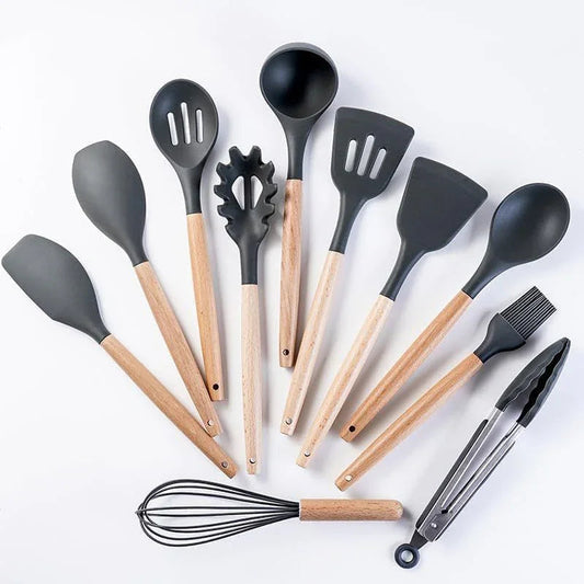 KITCHEN UTENSILS 19 PC